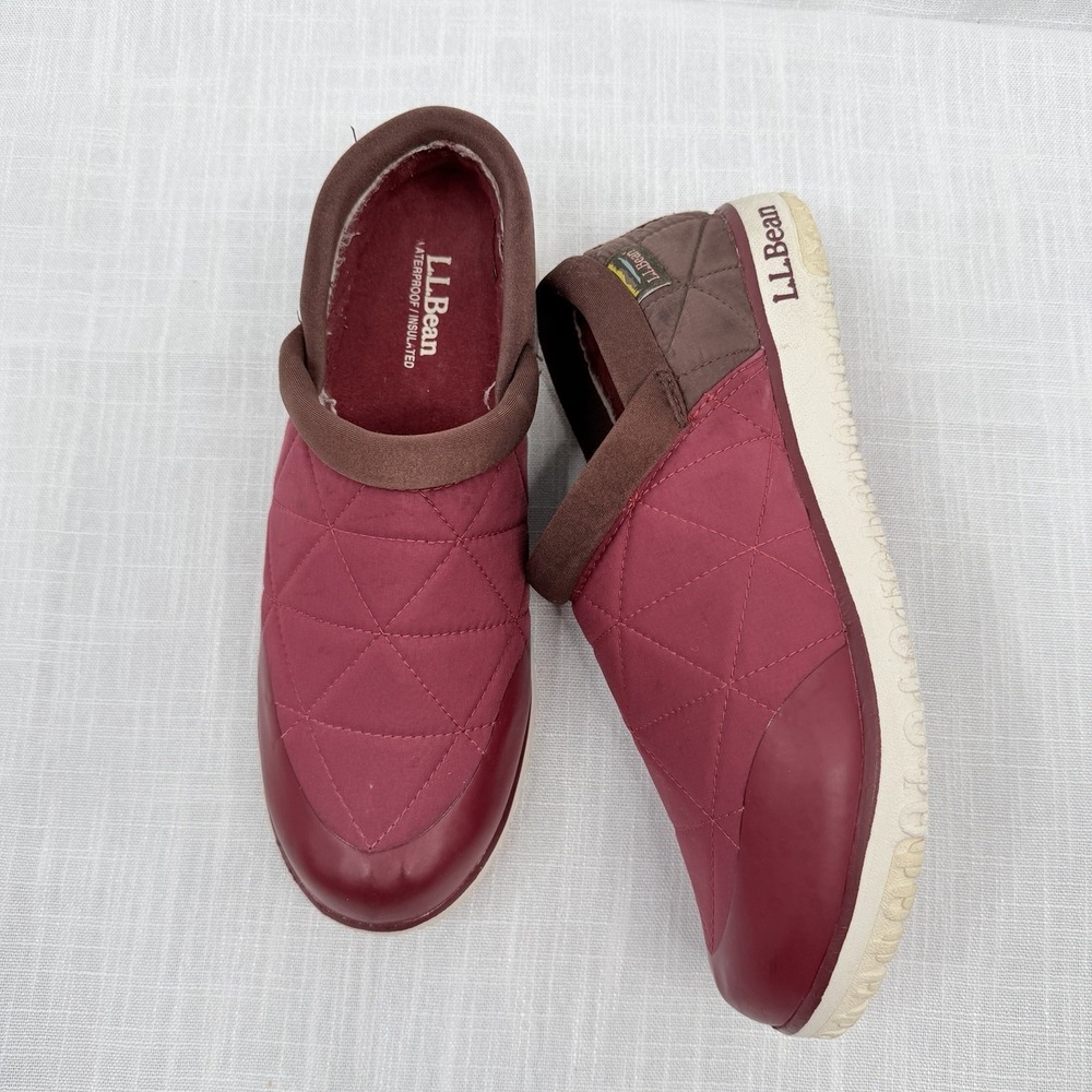 L.L. Bean Ultralight PrimaLoft Waterproof Slip-On Shoes Burgundy Quilted SZ 9M
